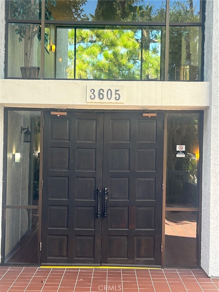 3605 West Hidden Lane, Unit 309 Rolling Hills Estates, CA 90274 - Photo 3 of 37 a bathroom with a shower and a sink