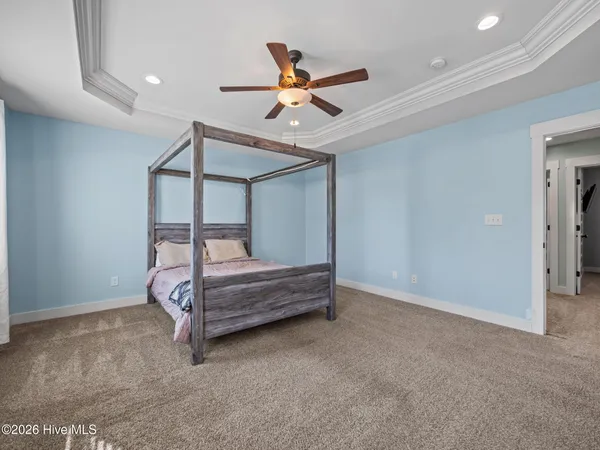 $305,000 | 312 Holbrook Lane, Hubert, NC 28539