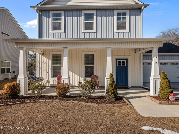 $305,000 | 312 Holbrook Lane, Hubert, NC 28539