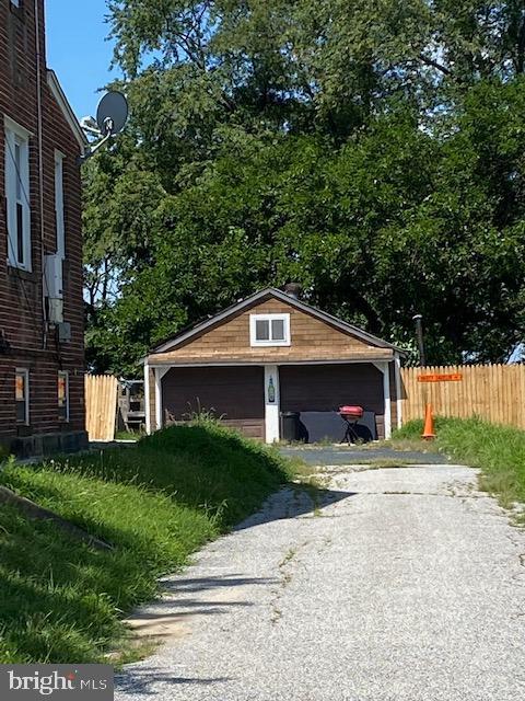 1902 Summit Avenue Rosedale, MD 21237 - Photo 4 of 23 2 Car Garage