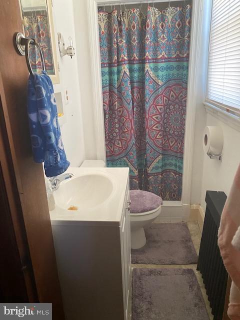 1902 Summit Avenue Rosedale, MD 21237 - Photo 10 of 23 Bathroom Level 1