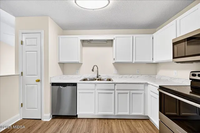 $164,000 | 957 Laurel Oak Court, Macon, GA 31204