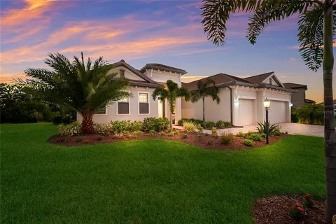 $844,900 | 17528 Polo Trail, Lakewood Ranch, FL 34211