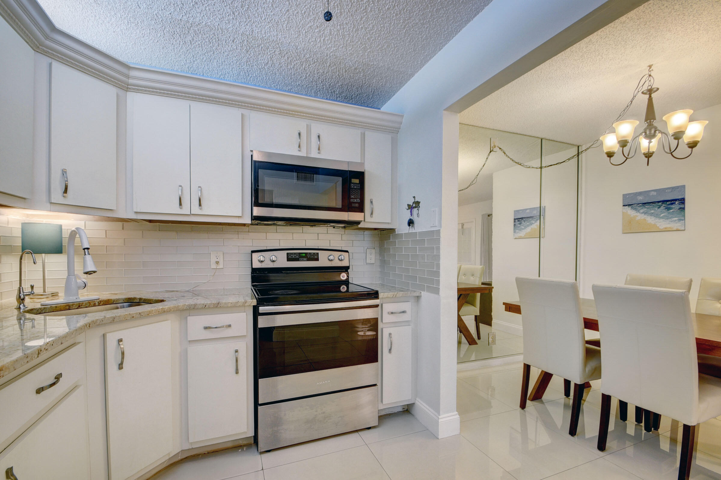 304 Pine Ridge Circle, Unit C2 Greenacres, FL 33463 - Photo 13 of 34 11_apartment (11)