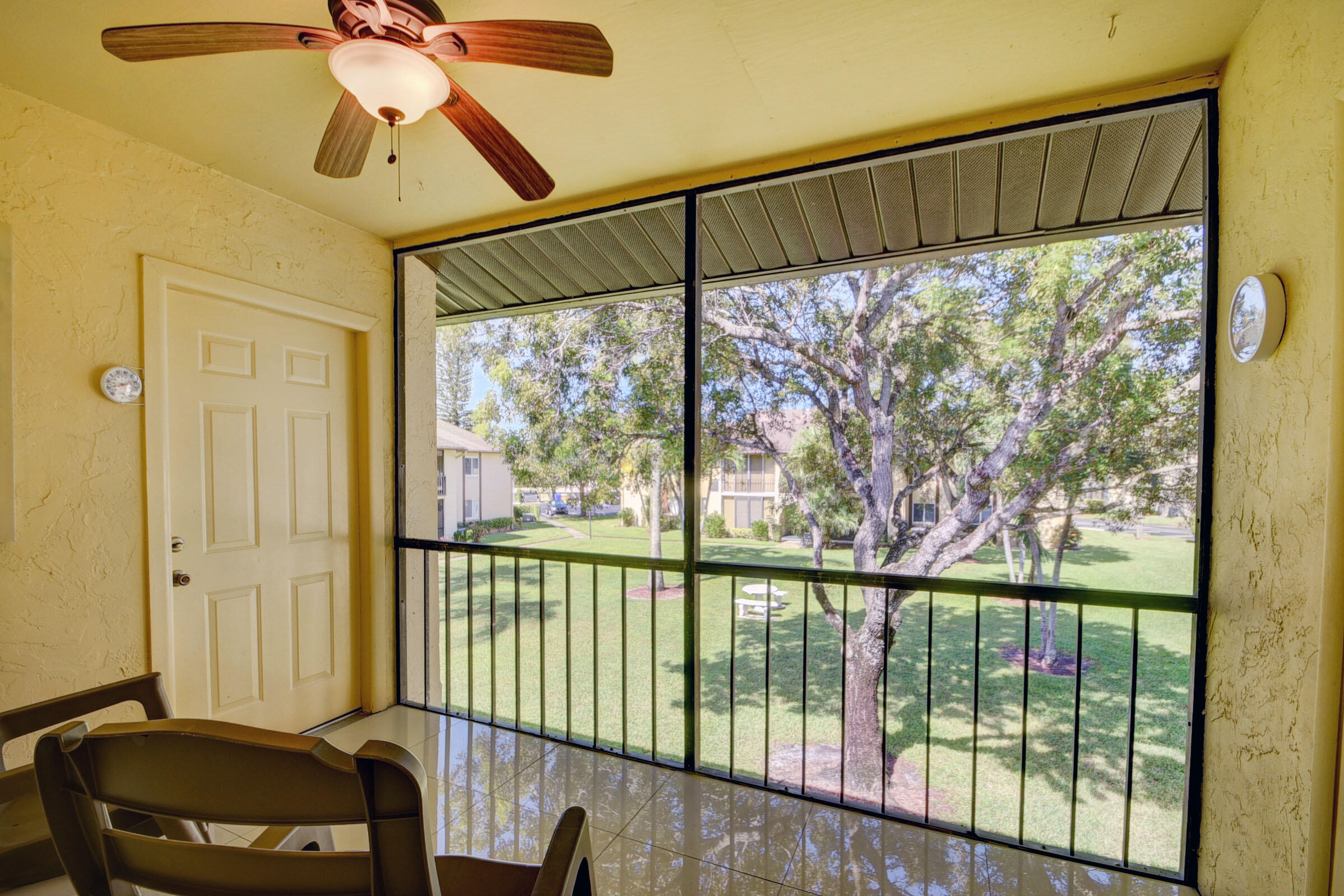 304 Pine Ridge Circle, Unit C2 Greenacres, FL 33463 - Photo 22 of 34 20_apartment (20)