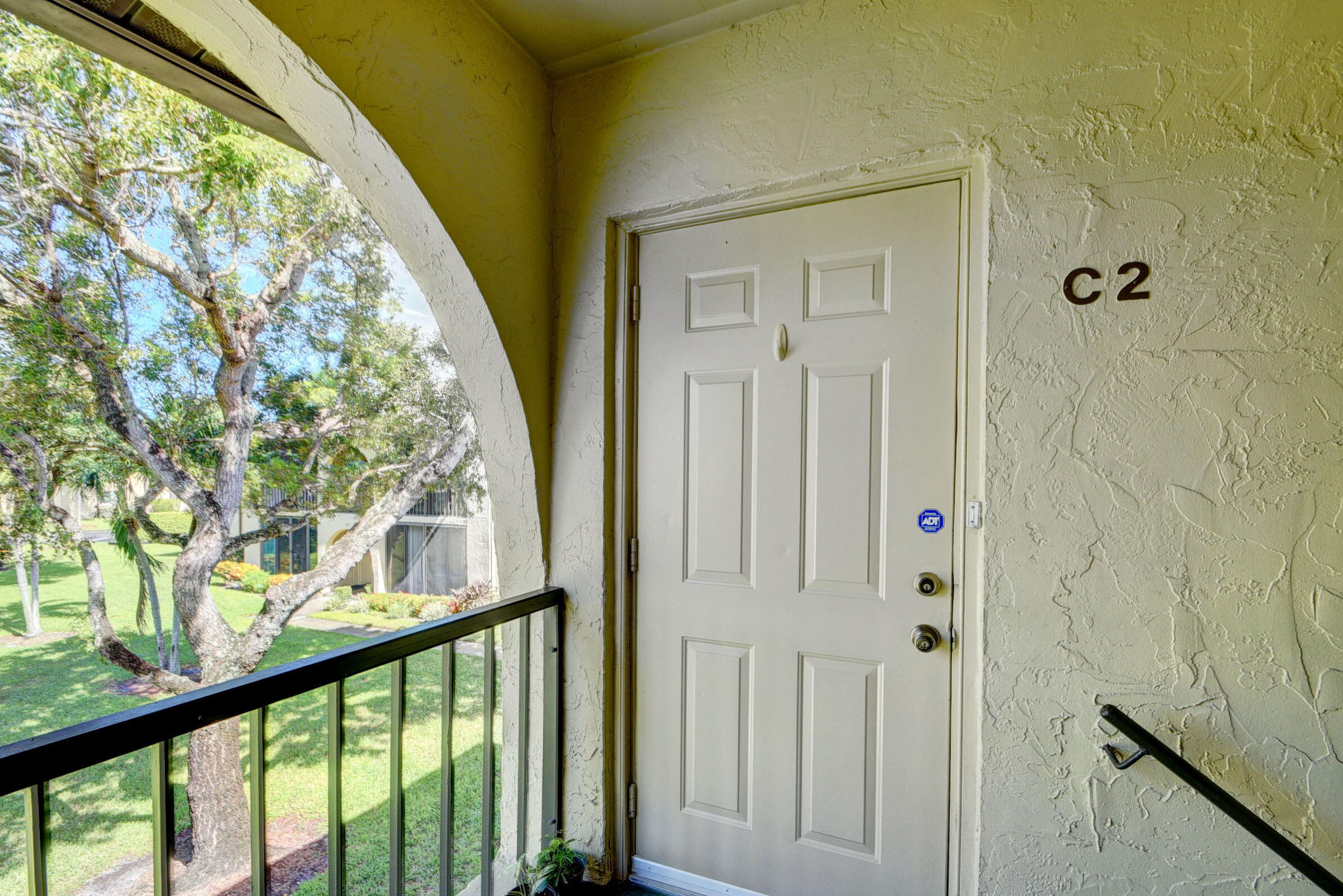 304 Pine Ridge Circle, Unit C2 Greenacres, FL 33463 - Photo 6 of 34 04_apartment (4)