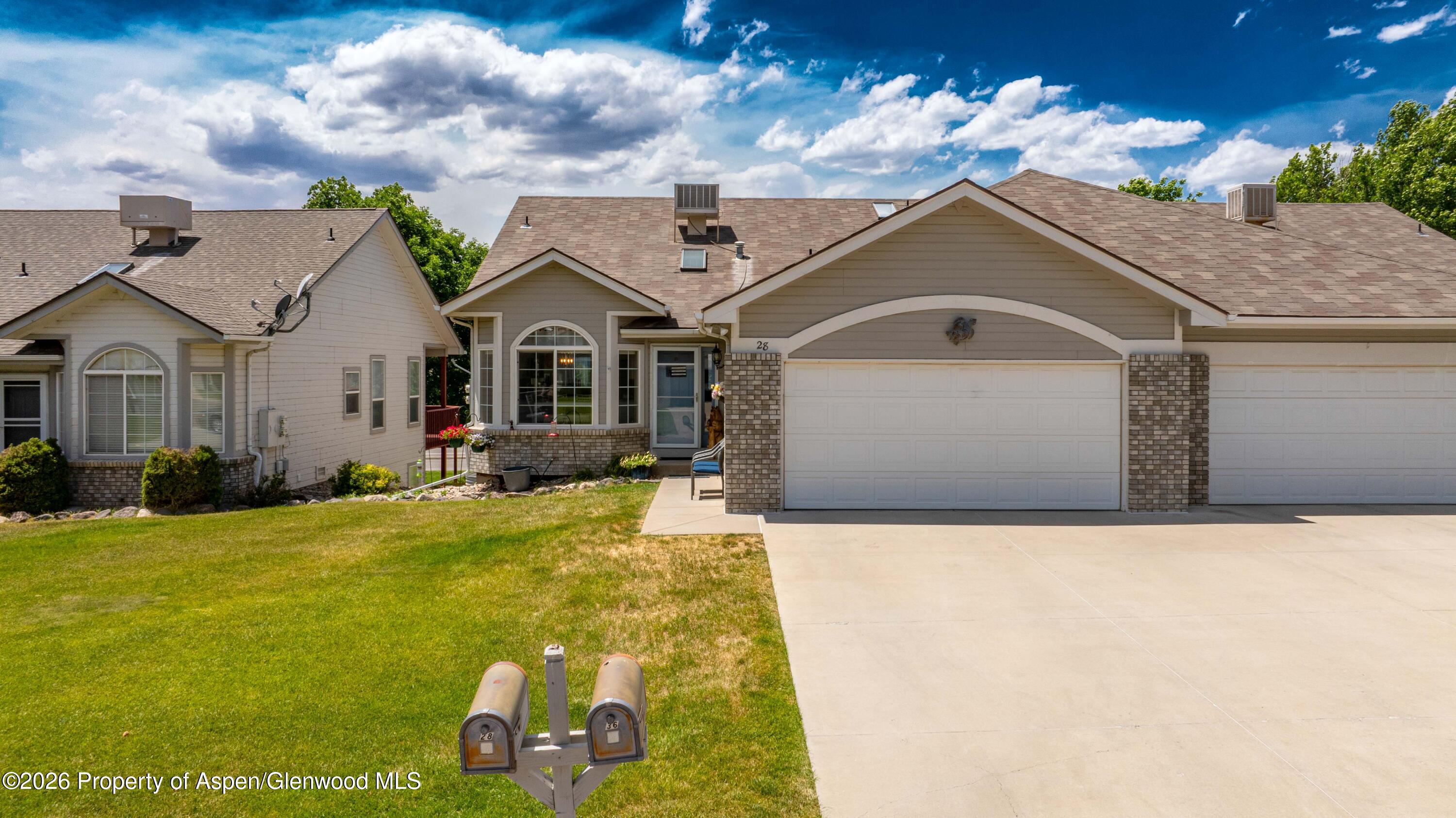 28 North Ridge Court Parachute, CO 81635 - Photo 2 of 27 2