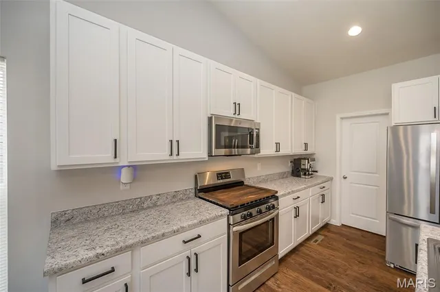 $399,900 | 17457 Wyman Ridge Drive, Eureka, MO 63025