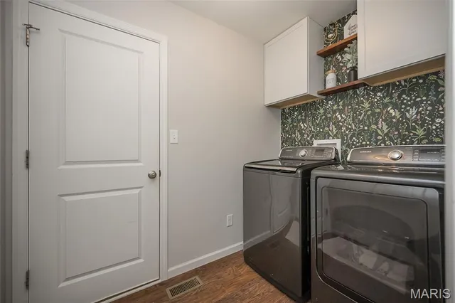 $399,900 | 17457 Wyman Ridge Drive, Eureka, MO 63025