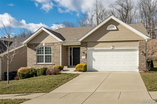 $399,900 | 17457 Wyman Ridge Drive, Eureka, MO 63025