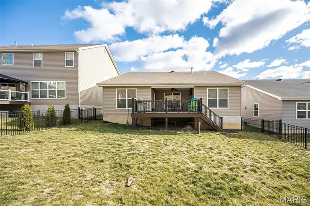 $399,900 | 17457 Wyman Ridge Drive, Eureka, MO 63025