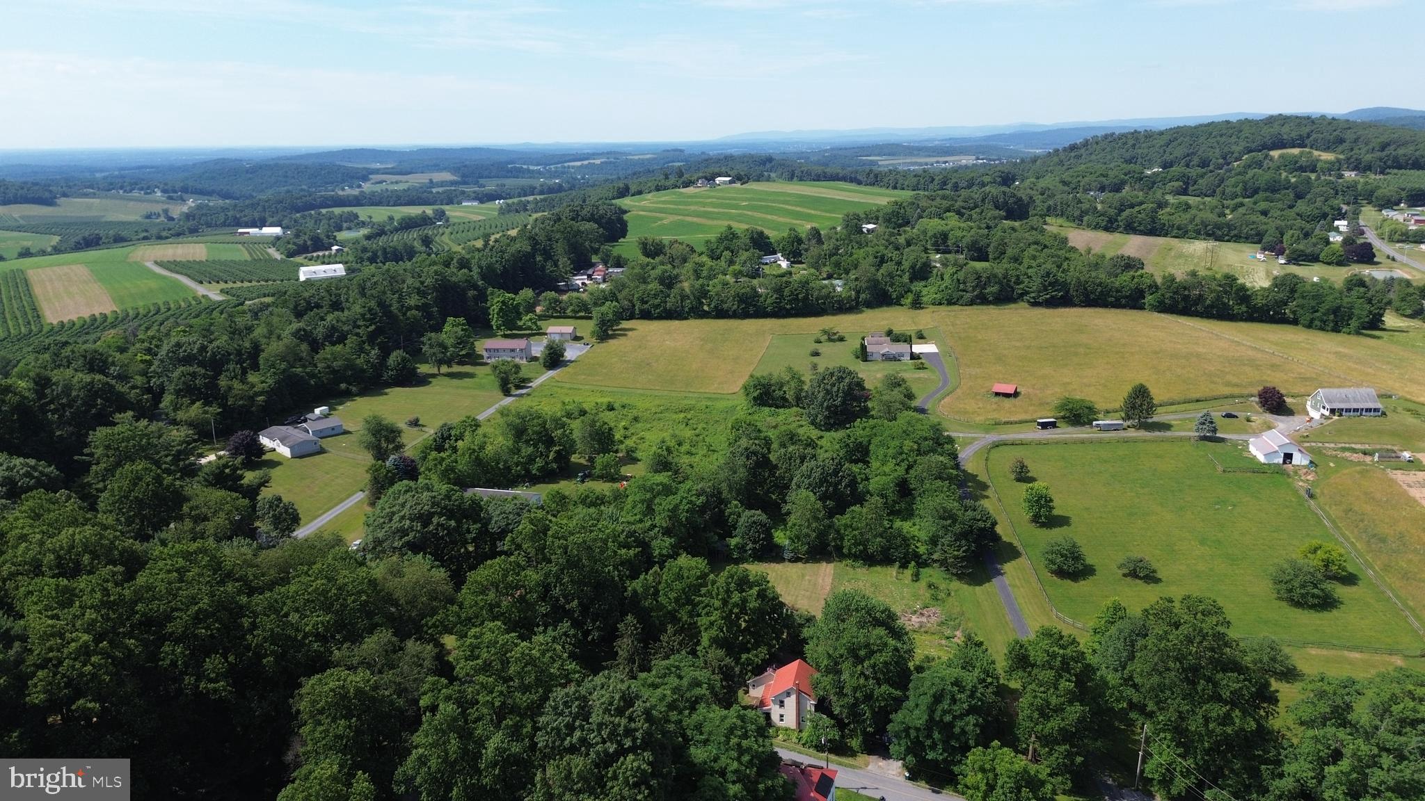 850 Myerstown Road Gardners, PA 17324 - Photo 2 of 4