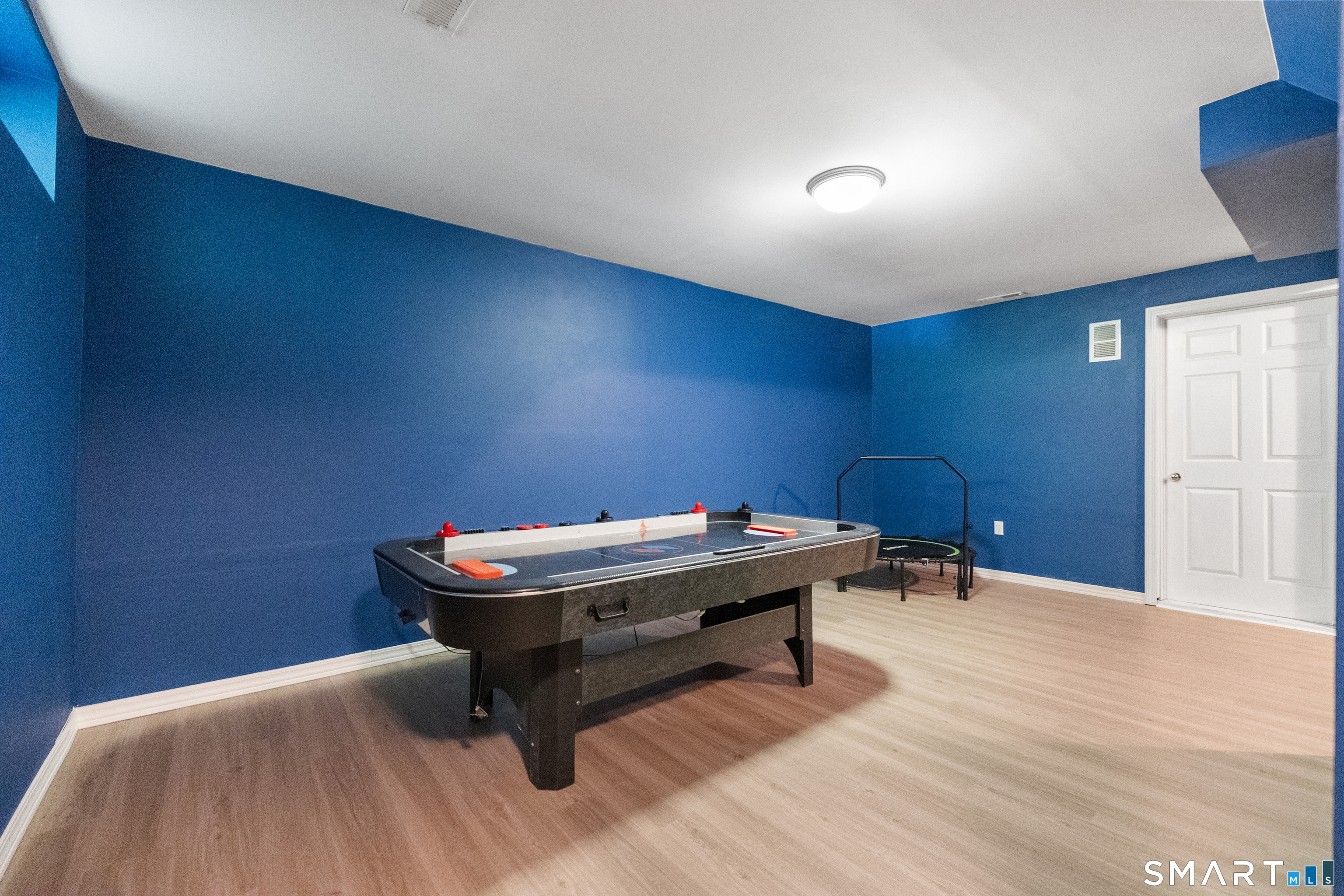 216 Great Pond Road Simsbury, CT 06070 - Photo 37 of 39