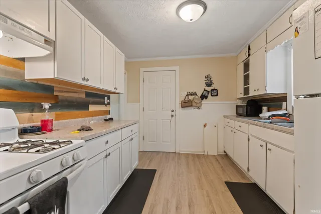 $229,900 | 542 West 4th Street, Mishawaka, IN 46544