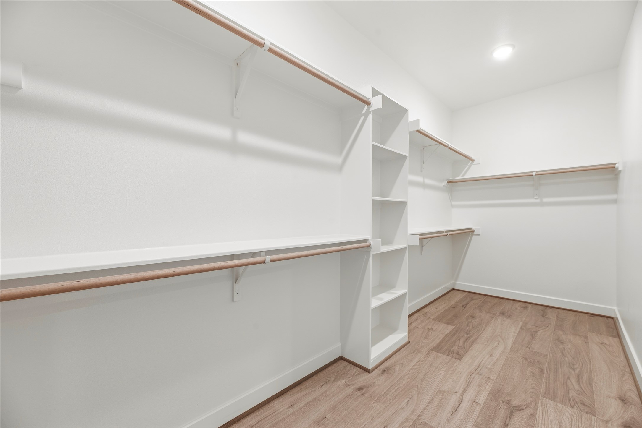 3075 Hicks Street Houston, TX 77007 - Photo 25 of 34 a view of an empty walk in closet