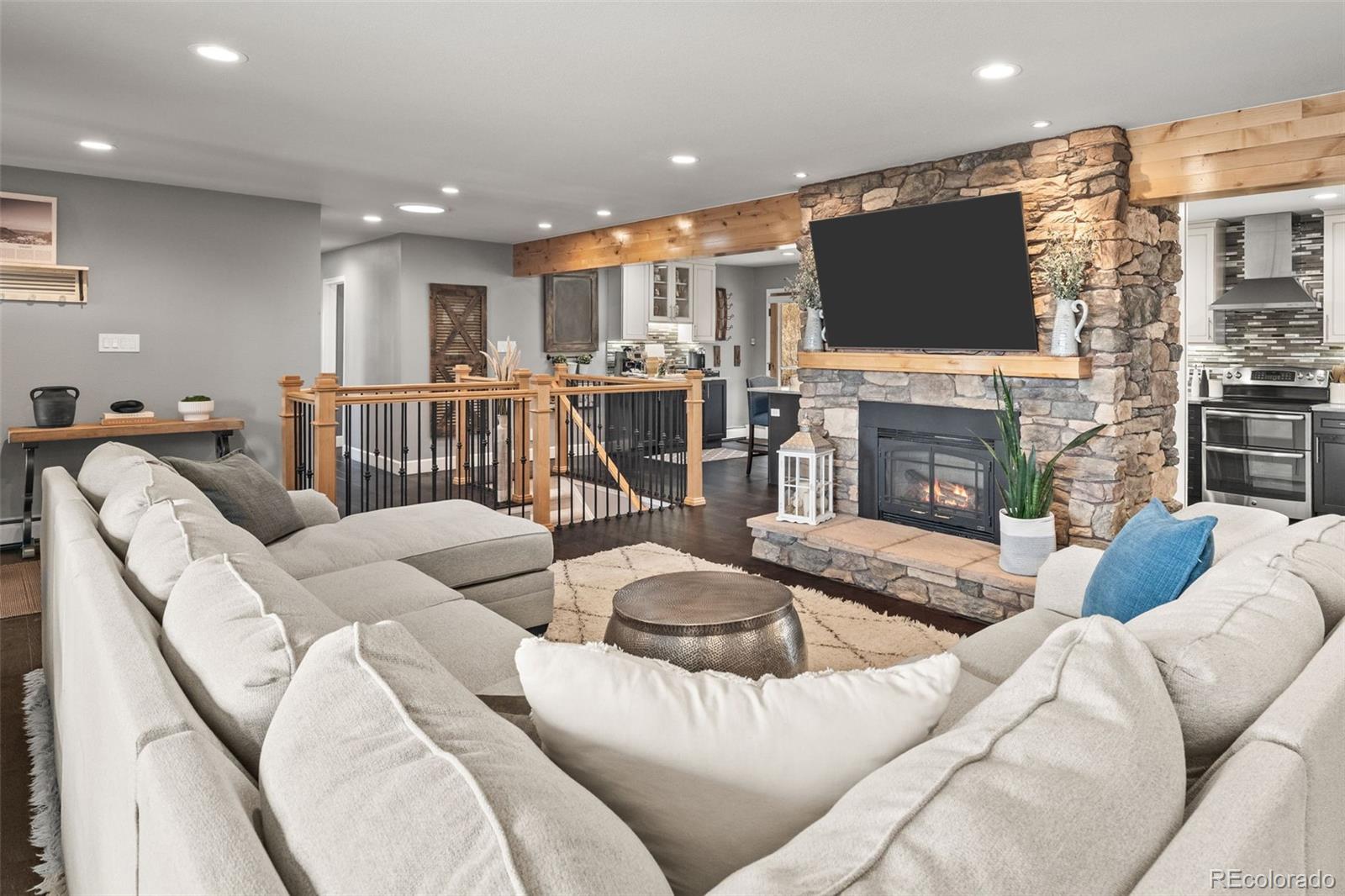 14100 Foothill Circle Golden, CO 80401 - Photo 10 of 50