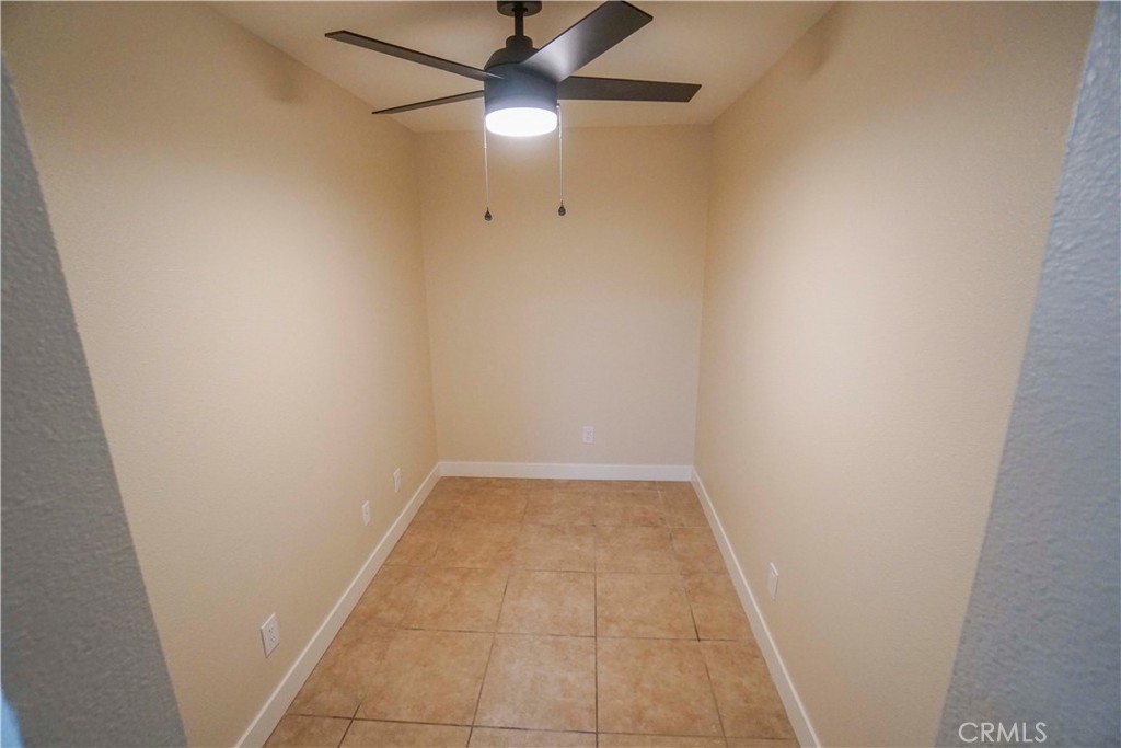 22574 Powhatan Road Apple Valley, CA 92308 - Photo 21 of 25