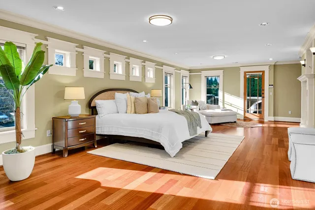 $3,600,000 | 4905 Northeast Park Place, Seattle, WA 98115