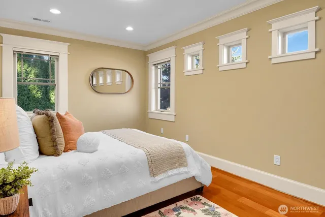 $3,600,000 | 4905 Northeast Park Place, Seattle, WA 98115