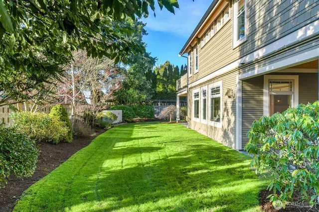 $3,600,000 | 4905 Northeast Park Place, Seattle, WA 98115
