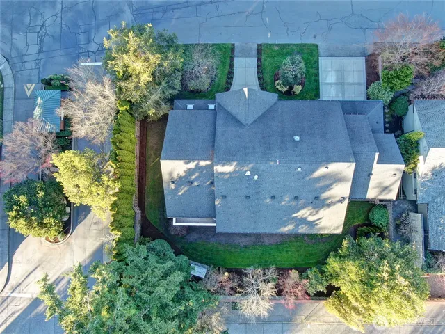 $3,600,000 | 4905 Northeast Park Place, Seattle, WA 98115