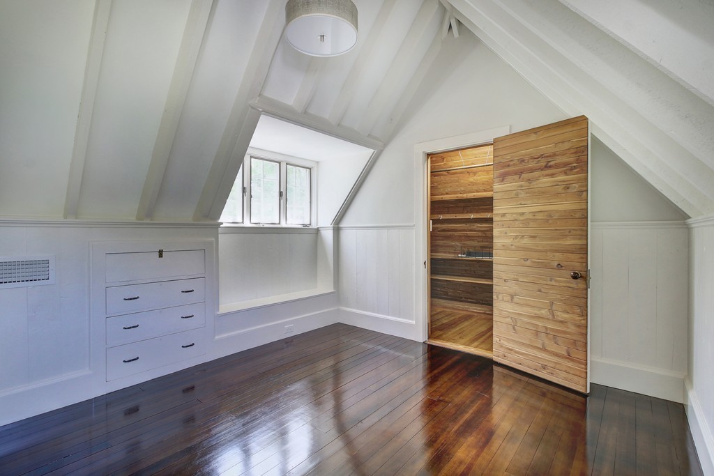 10 Mill Street Dover, MA 02030 - Photo 23 of 30