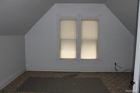 659 Laplaisance Road Monroe, MI 48161 - Photo 8 of 12 IMG_0030.jpg