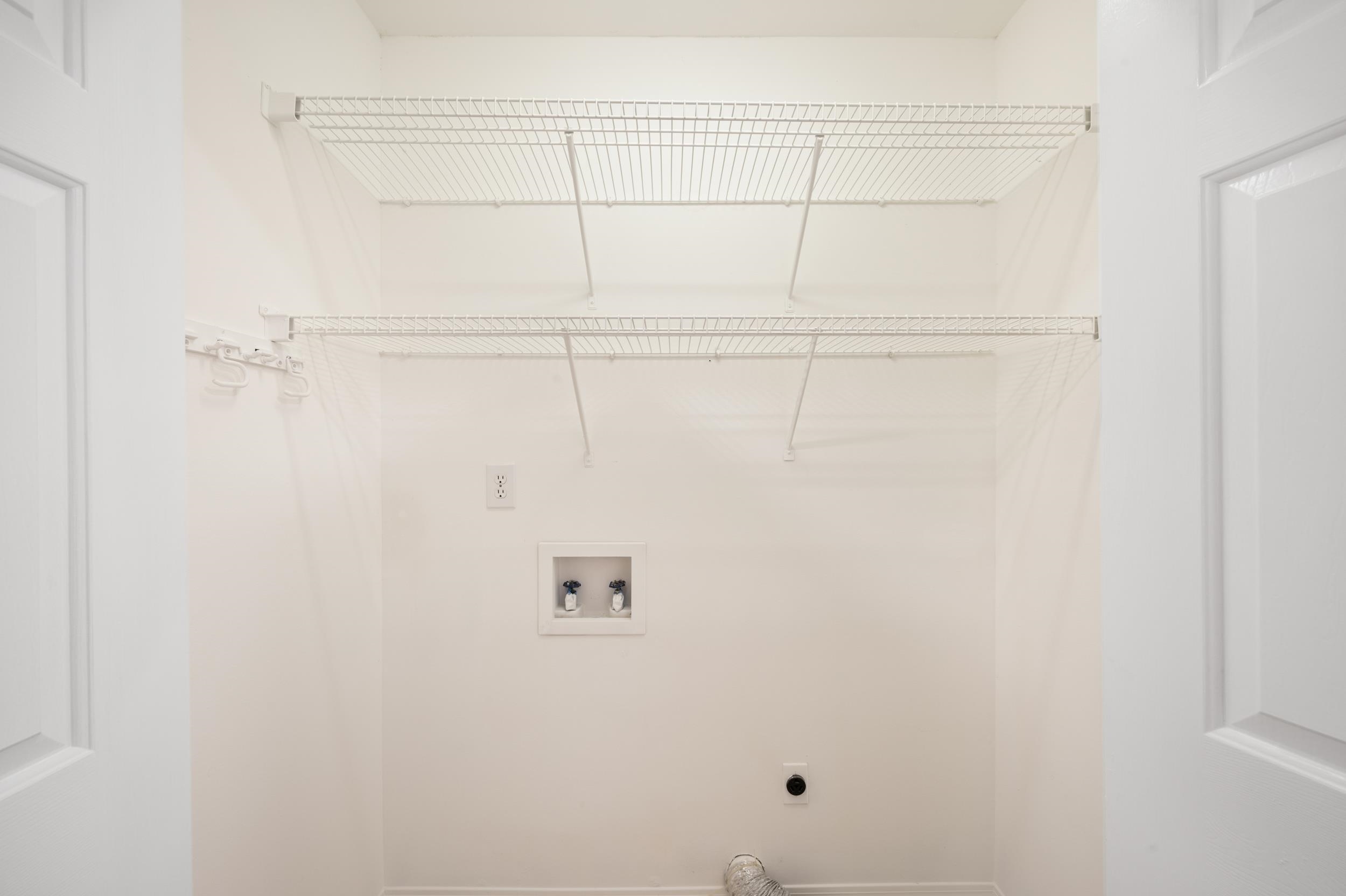 136 Donna Circle Daphne, AL 36526 - Photo 22 of 28 Laundry