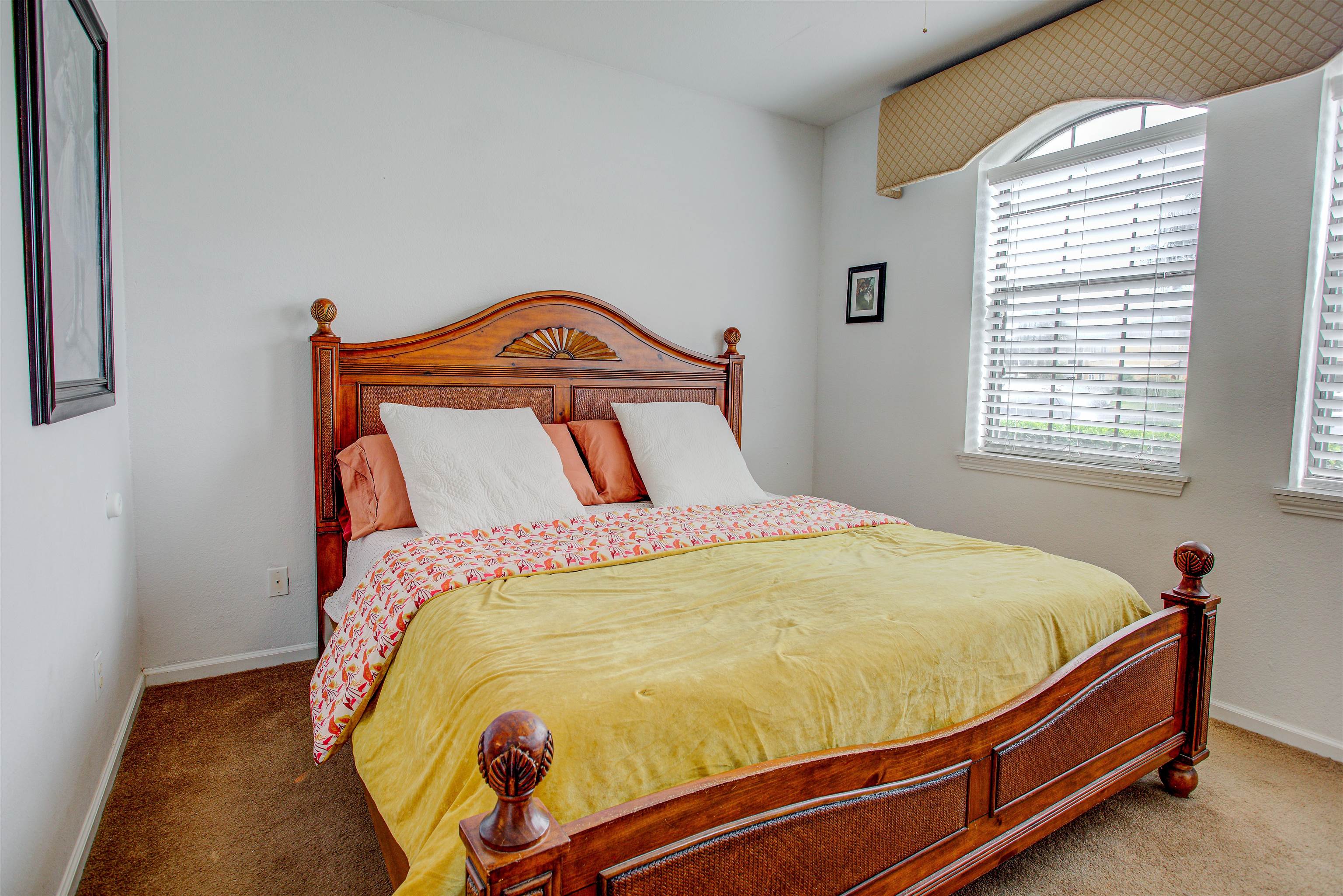 1800 Vista Cove Road St. Augustine, FL 32084 - Photo 27 of 69 Carpeted bedroom featuring baseboards