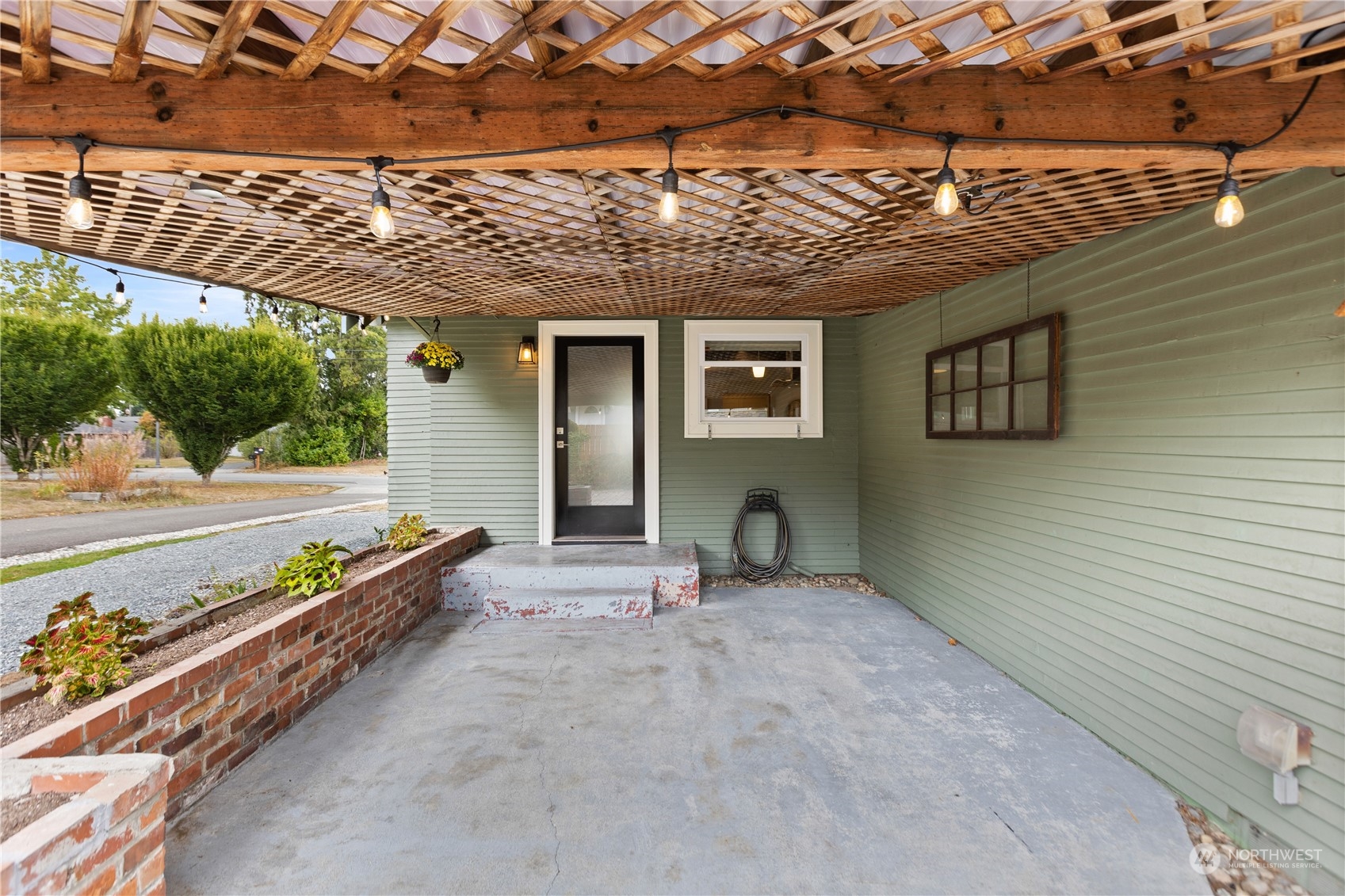 1714 Puget Drive Everett, WA 98203 - Photo 31 of 40