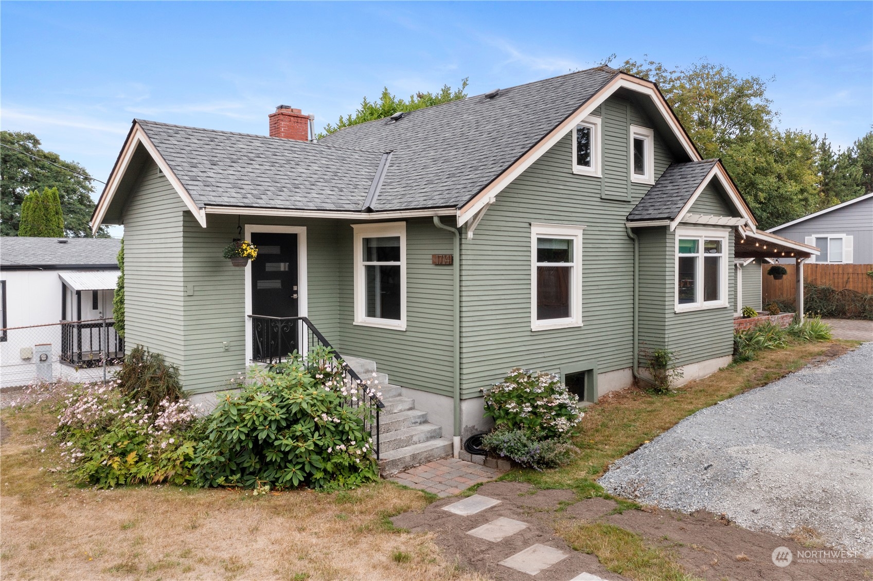 1714 Puget Drive Everett, WA 98203 - Photo 33 of 40