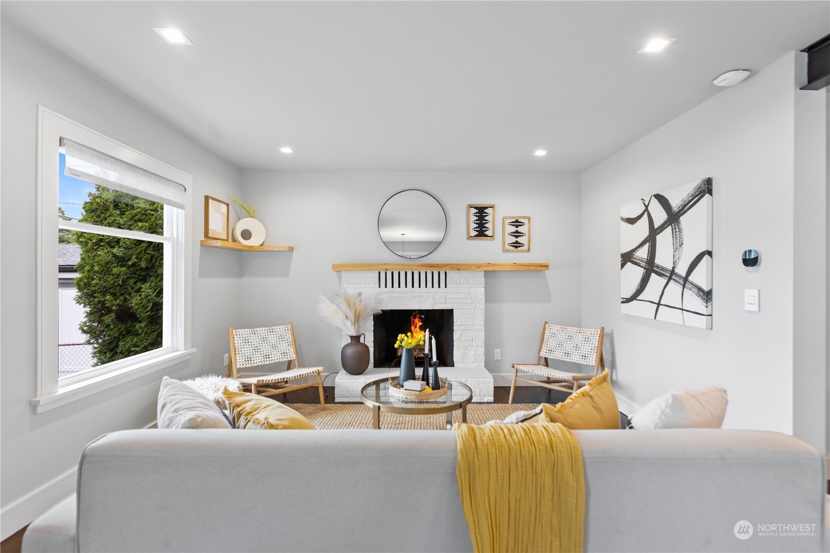 1714 Puget Drive Everett, WA 98203 - Photo 7 of 40