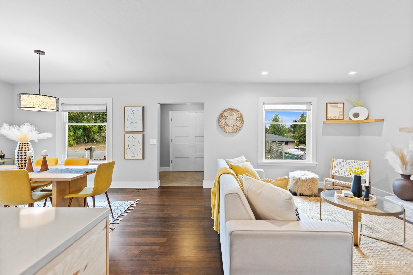 1714 Puget Drive Everett, WA 98203 - Photo 8 of 40