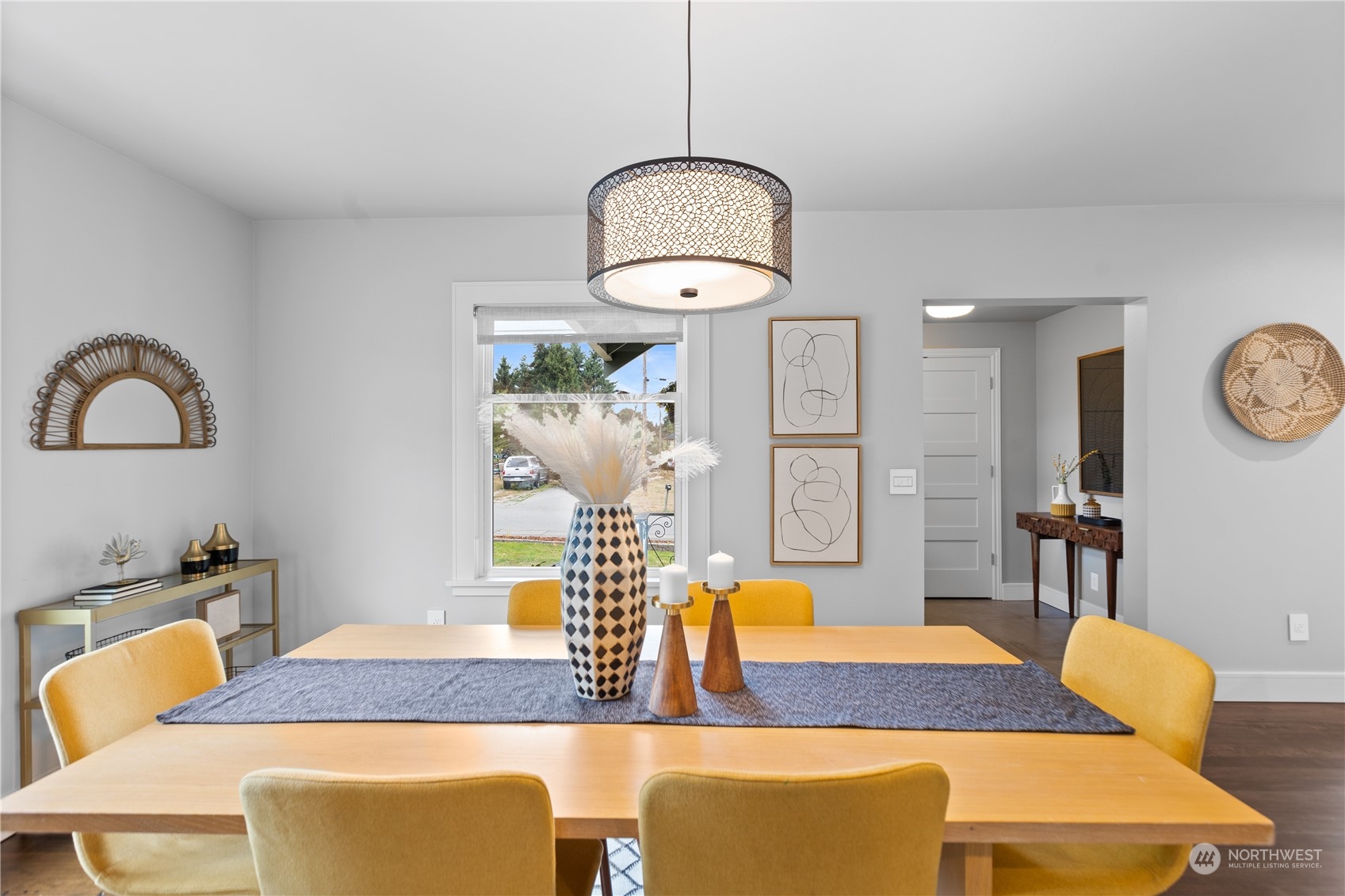 1714 Puget Drive Everett, WA 98203 - Photo 10 of 40