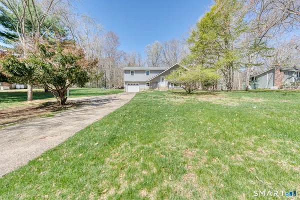$3,000 | 371 Warrenville Road, Mansfield, CT 06250