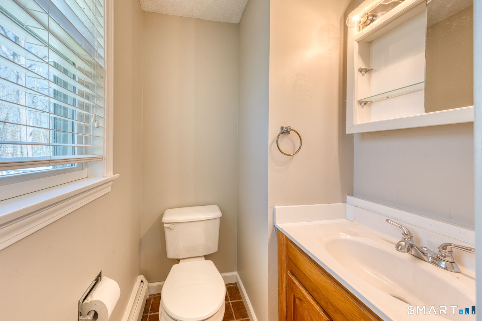 371 Warrenville Road Mansfield, CT 06250 - Photo 22 of 38