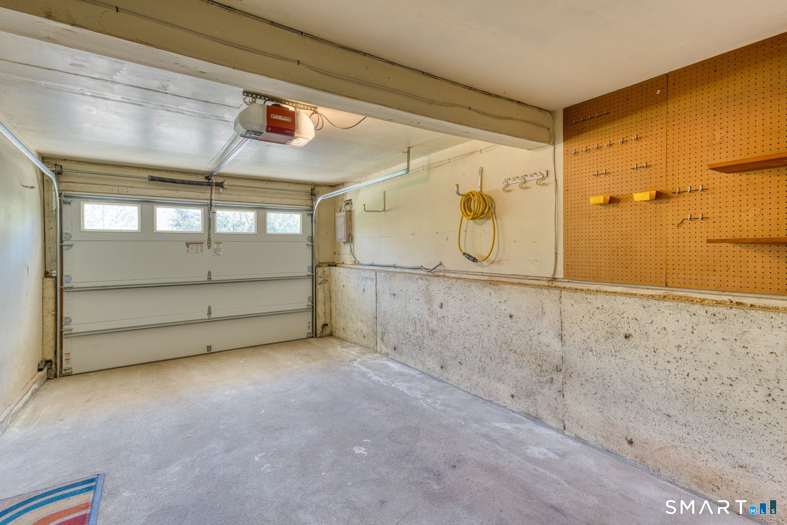 371 Warrenville Road Mansfield, CT 06250 - Photo 35 of 38