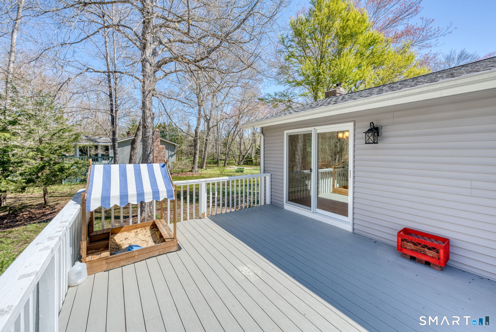 371 Warrenville Road Mansfield, CT 06250 - Photo 9 of 38