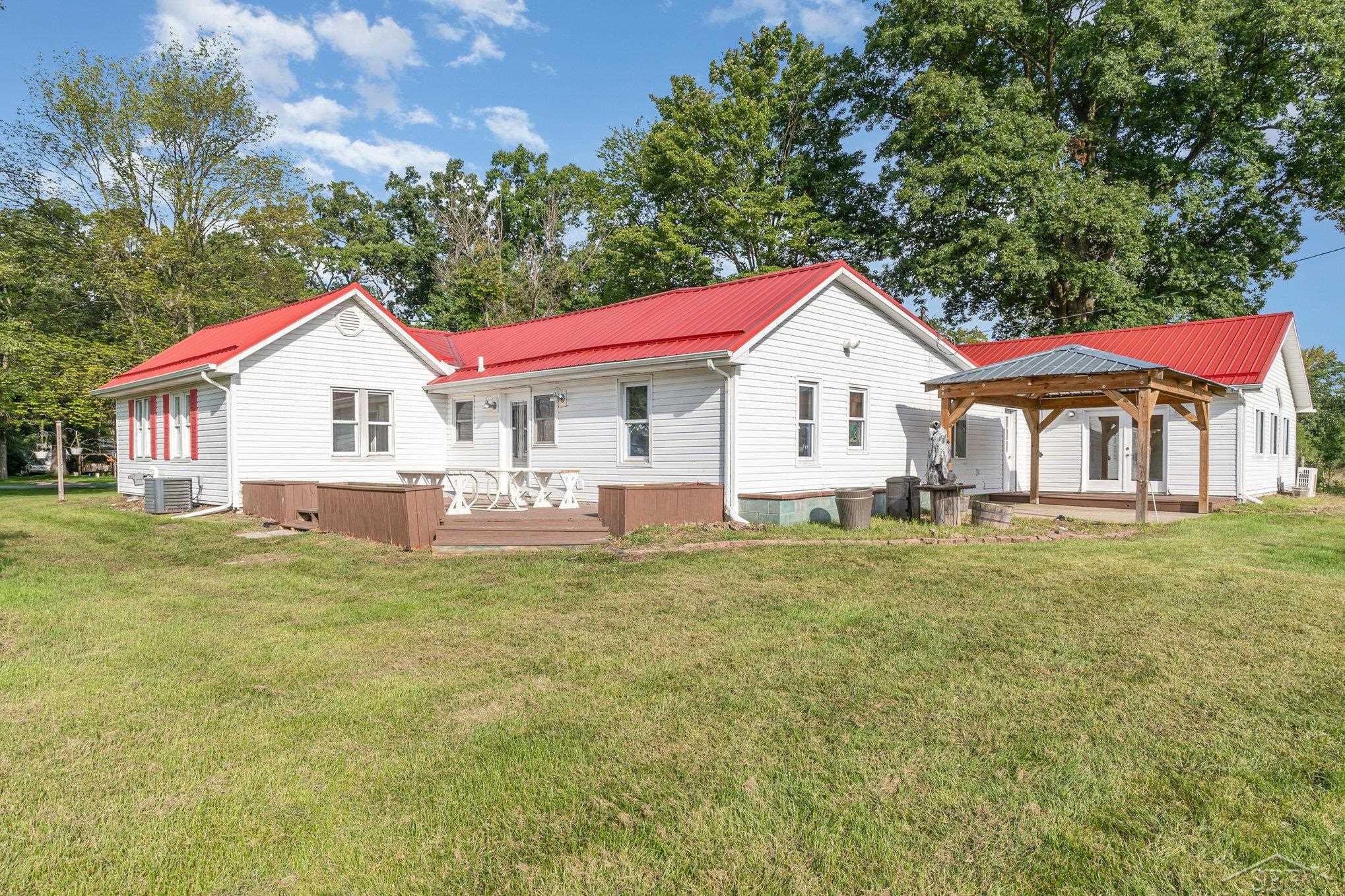 12711 Nichols Road Burt, MI 48417 - Photo 25 of 31