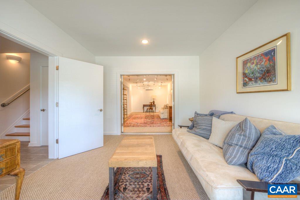 1614 Rialto Street Charlottesville, VA 22902 - Photo 13 of 45 Gallery Image 13
