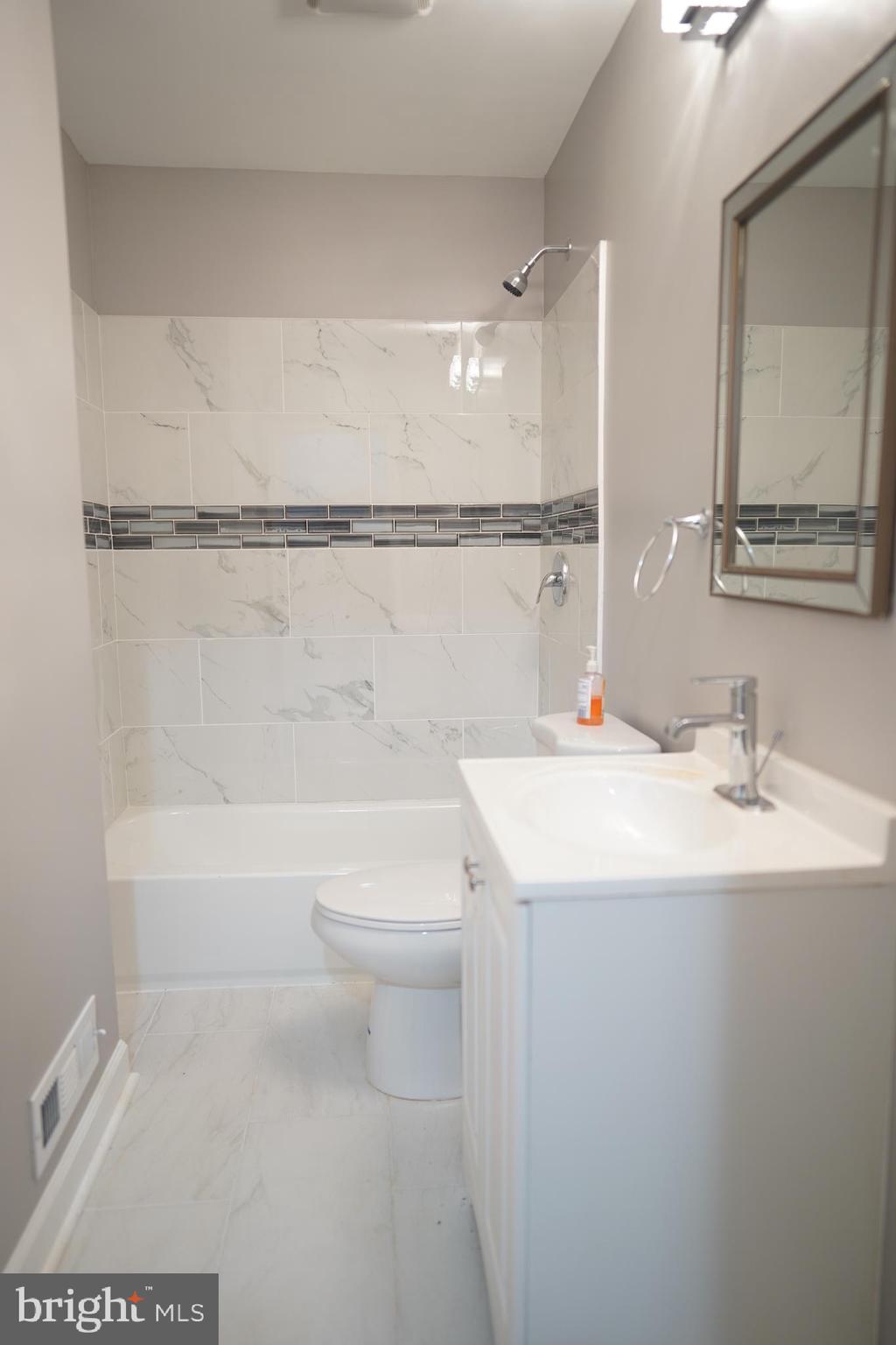 4804 Strathdale Road Baltimore, MD 21206 - Photo 9 of 17