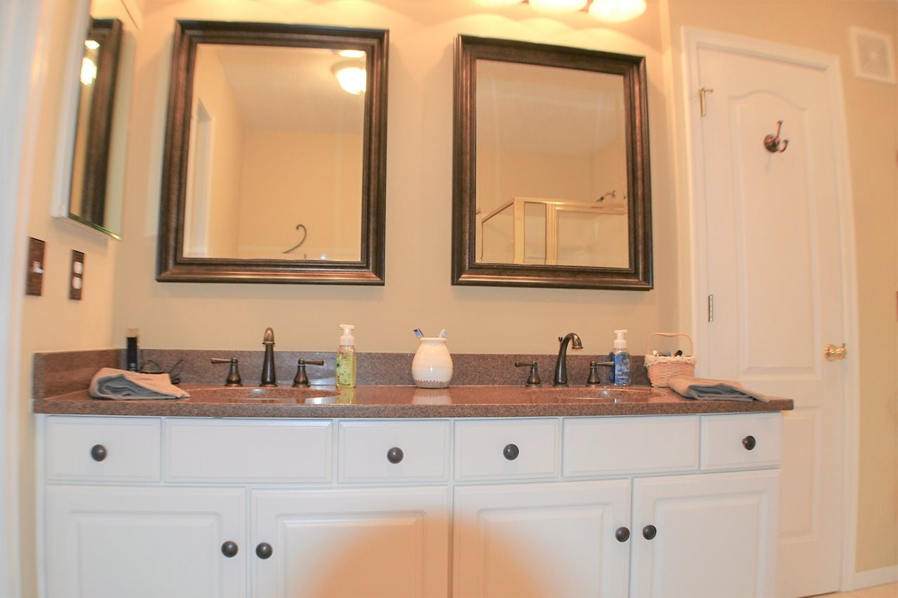 7311 Ridge Edge Court Florence, KY 41042 - Photo 13 of 28 Gallery Image 13