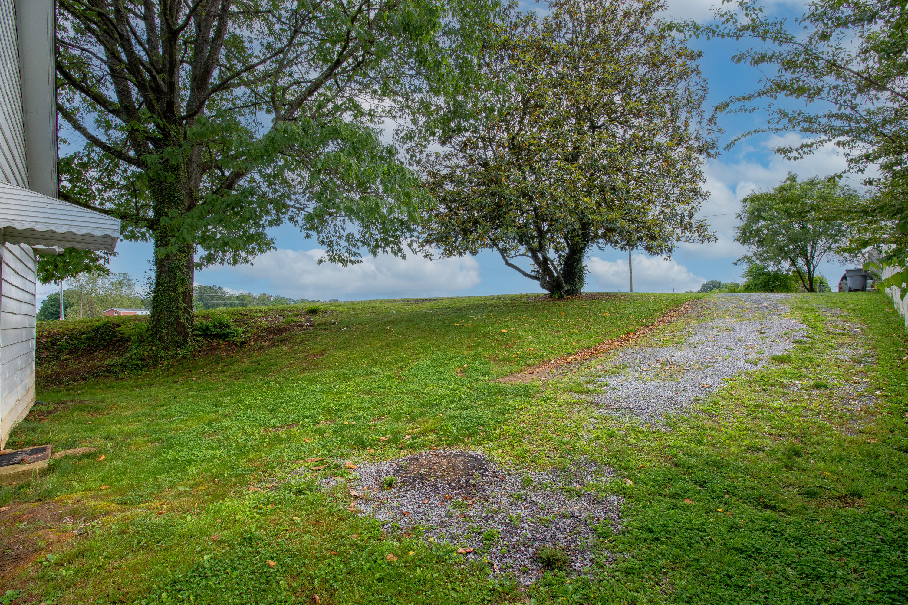 818 5th Street Bristol, TN 37620 - Photo 15 of 16 IMG_9460-HDR