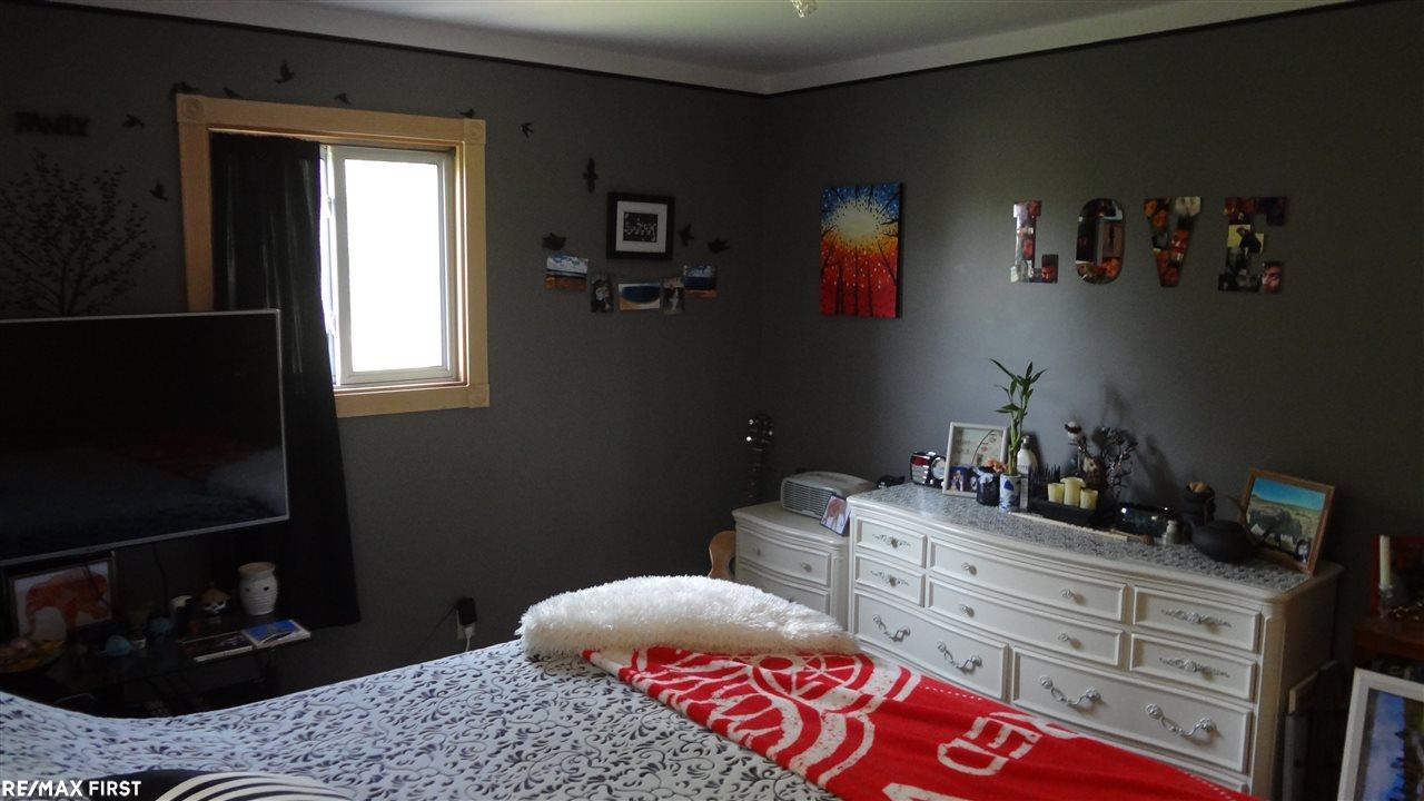 18314 Gilmore Road Armada, MI 48005 - Photo 30 of 47 31296493-29.JPG