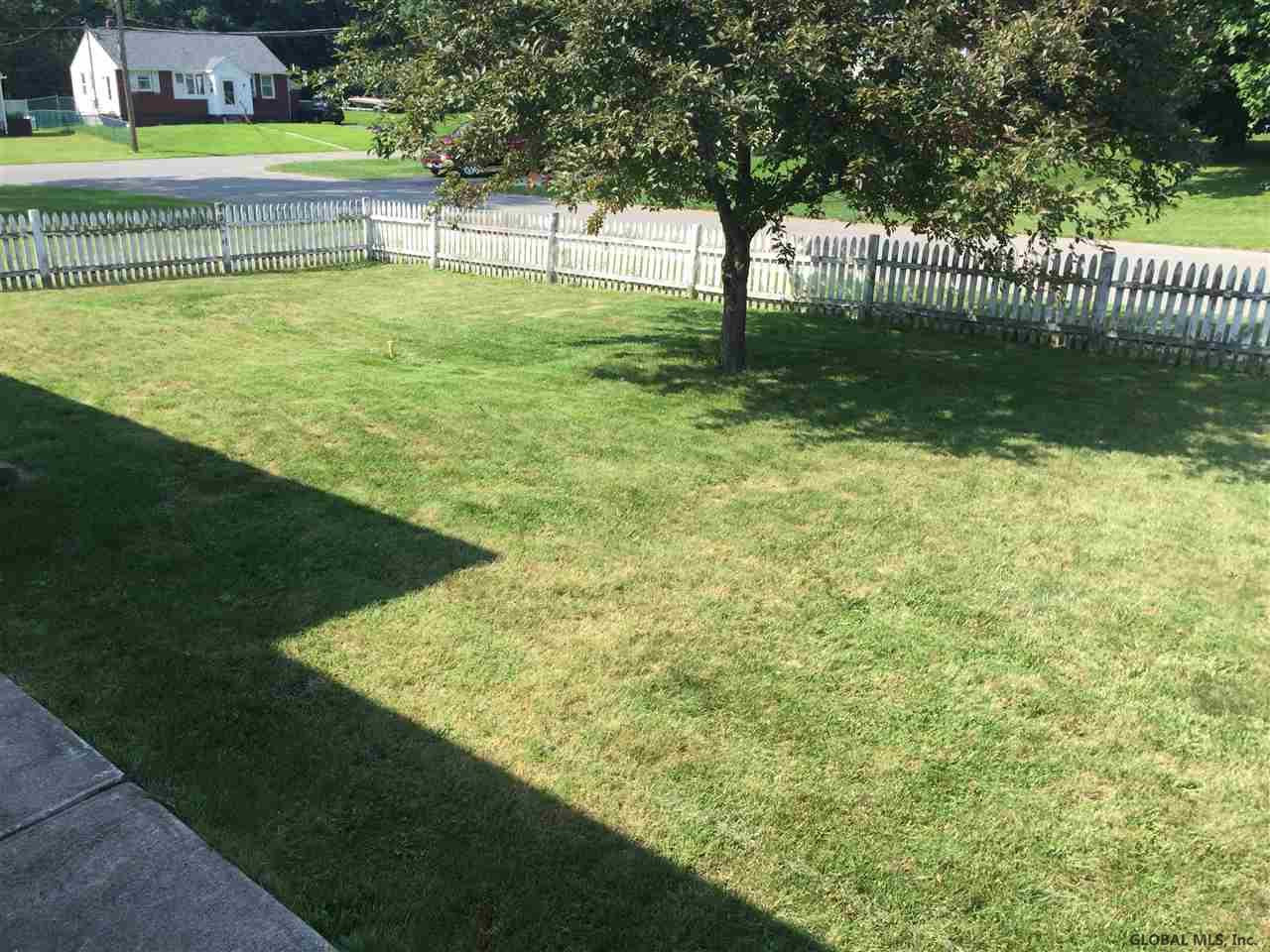 8 Wilton Road Amsterdam, NY 12010 - Photo 2 of 18 Photo 2