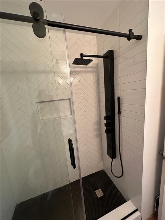 5291 Driskell Drive Winston, GA 30187 - Photo 6 of 29 a bathroom with a shower