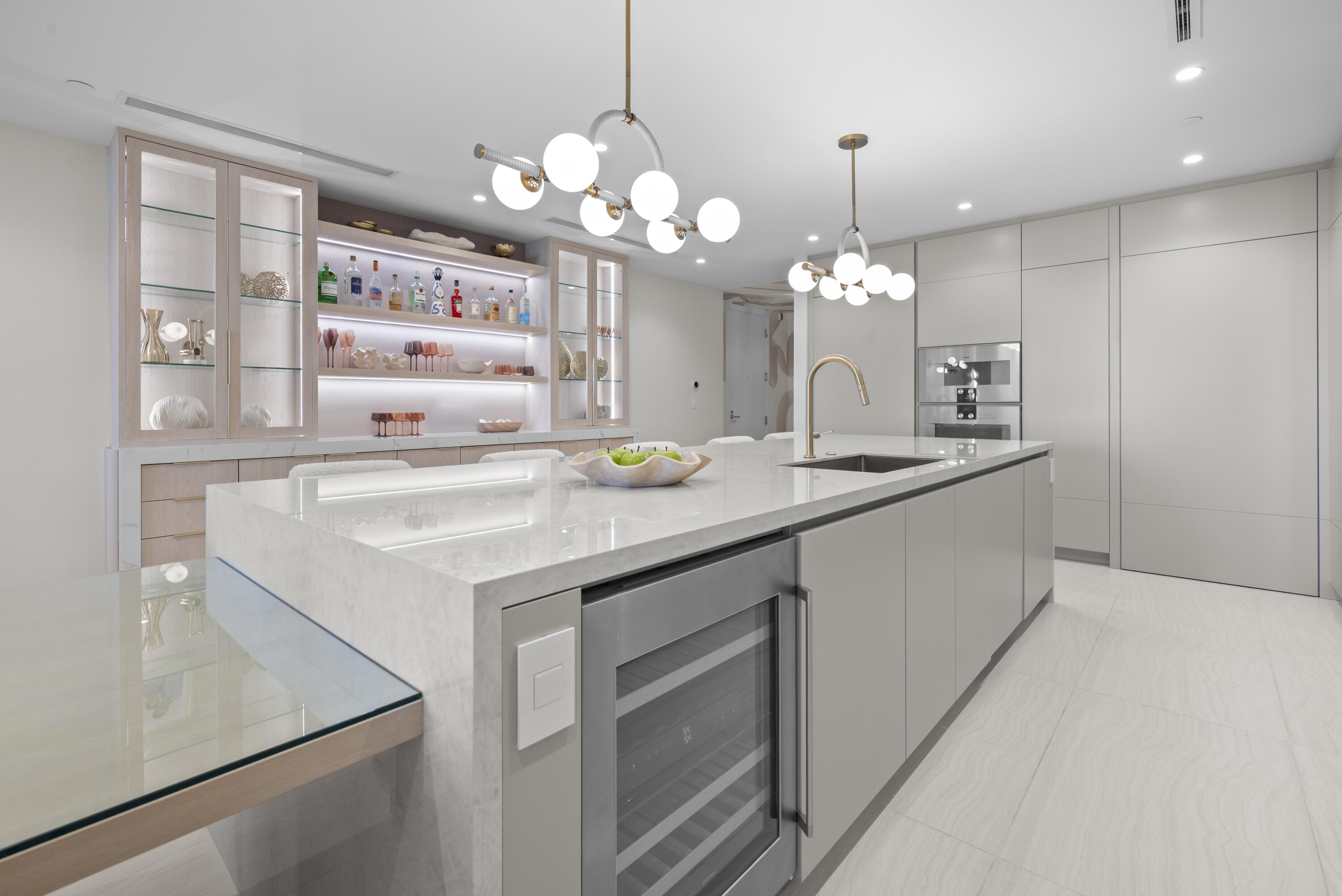 220 Southeast Mizner Boulevard, Unit 603 Boca Raton, FL 33432 - Photo 11 of 79 DSC_4997