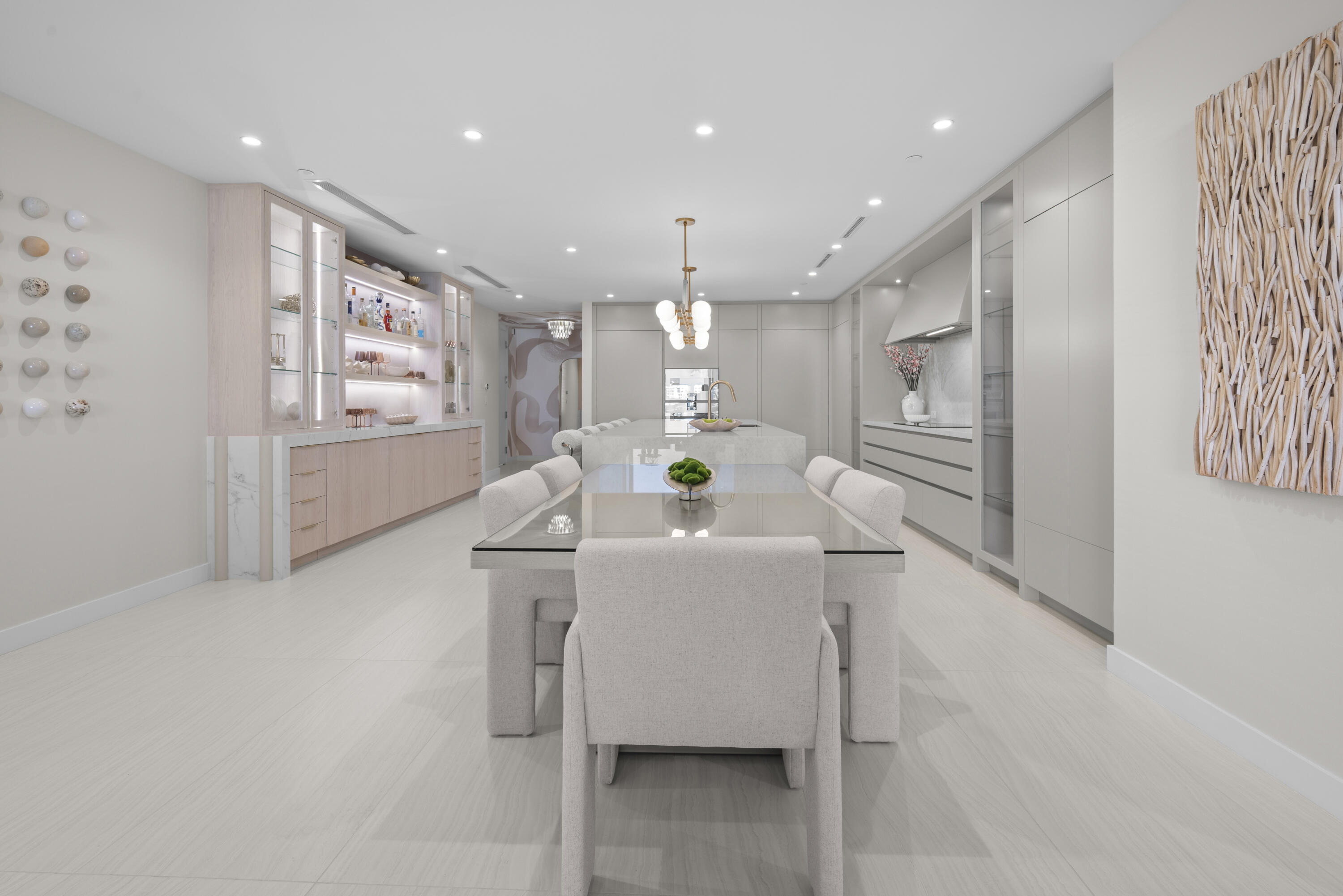 220 Southeast Mizner Boulevard, Unit 603 Boca Raton, FL 33432 - Photo 16 of 79 DSC_4976