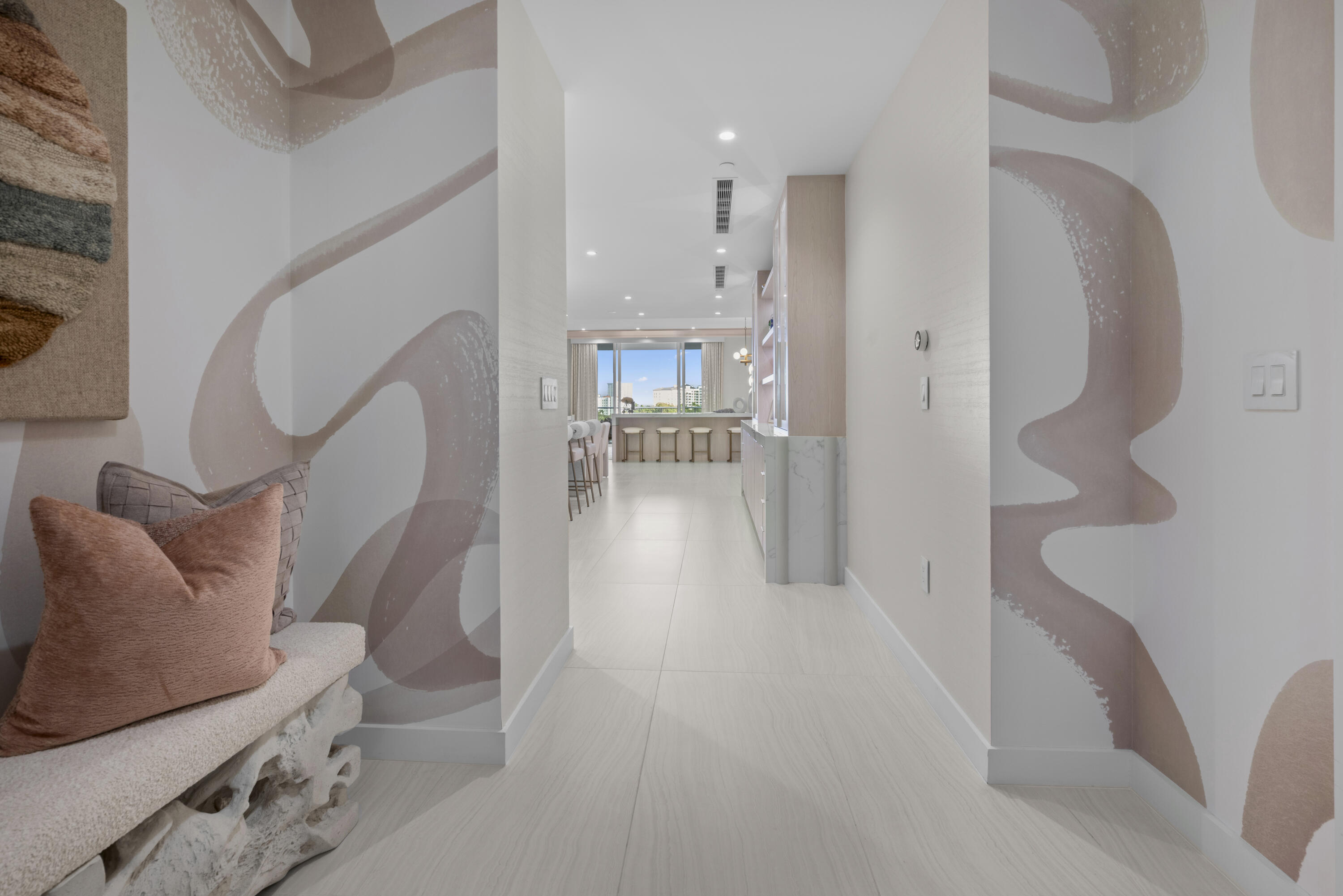 220 Southeast Mizner Boulevard, Unit 603 Boca Raton, FL 33432 - Photo 6 of 79 DSC_4946