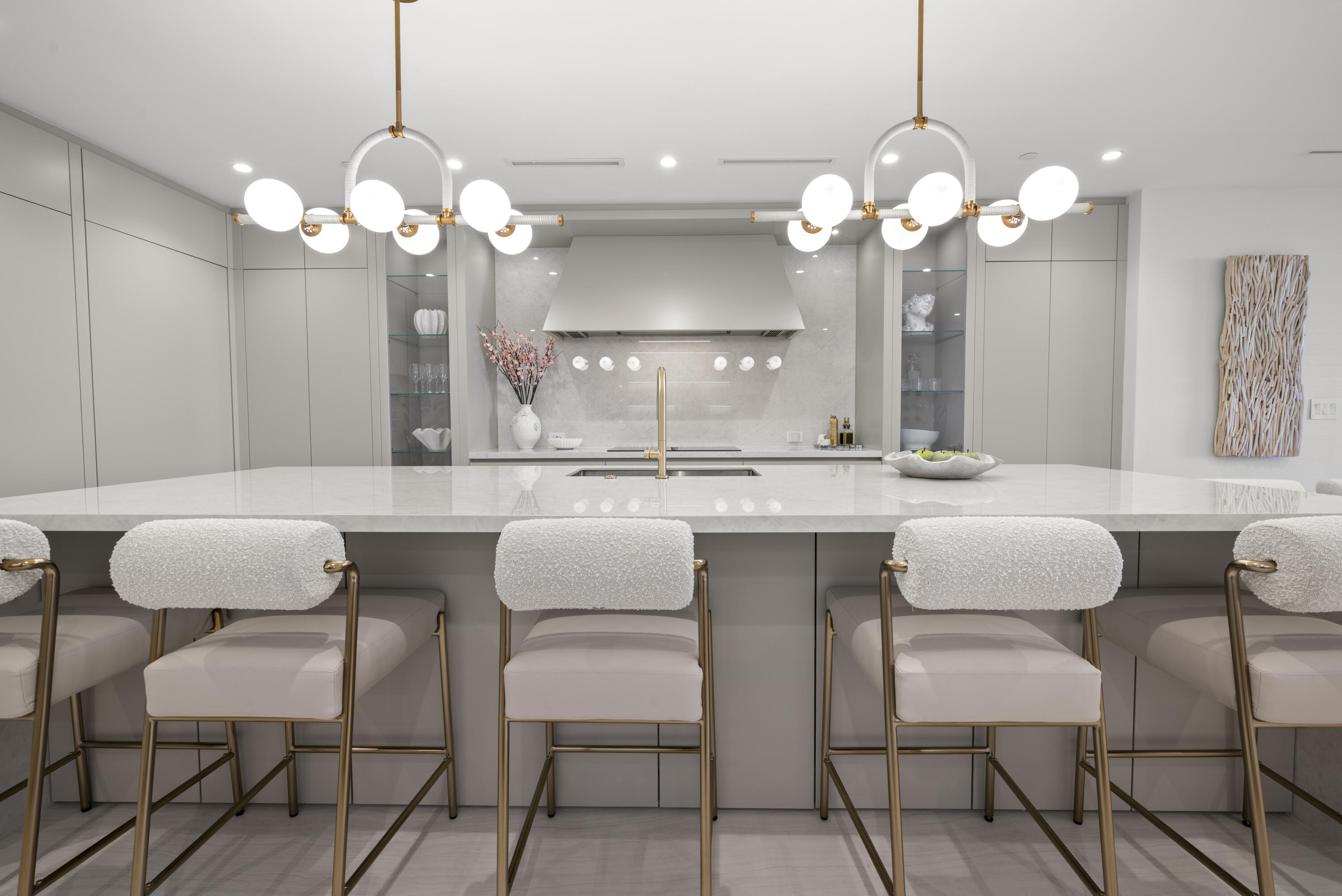 220 Southeast Mizner Boulevard, Unit 603 Boca Raton, FL 33432 - Photo 8 of 79 DSC_4967